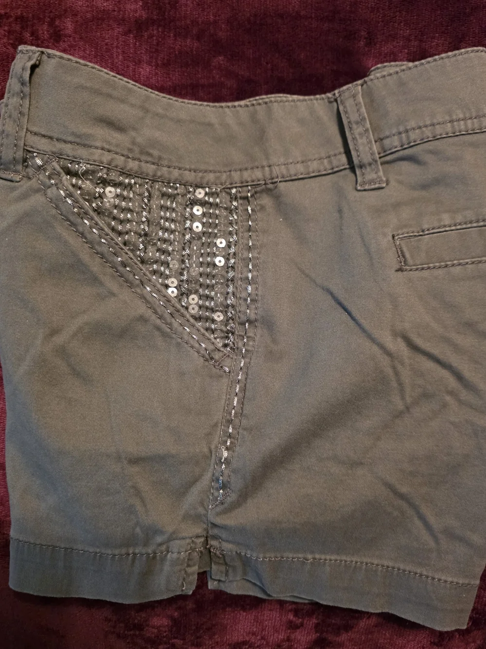 BKE Women's 29 Olive Green/Gray Sequin Embellished Utility Shorts Euc